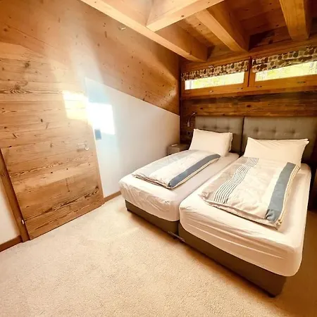 4 Bedroom Penthouse In Waldhaus Lägenhet Flims