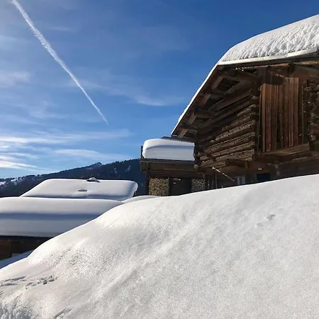 4 Bedroom Penthouse In Waldhaus Lägenhet Flims
