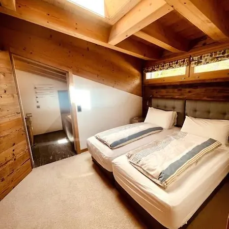 4 Bedroom Penthouse In Waldhaus Lägenhet Flims