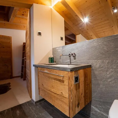 4 Bedroom Penthouse In Waldhaus Apartment Flims