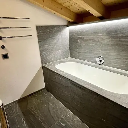 Apartmán 4 Bedroom Penthouse In Waldhaus