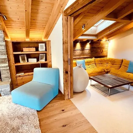 Apartment 4 Bedroom Penthouse In Waldhaus *